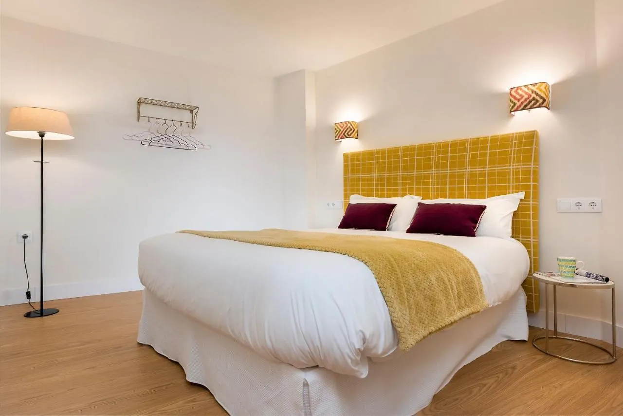 Alohamundi Arenal Apartment Seville