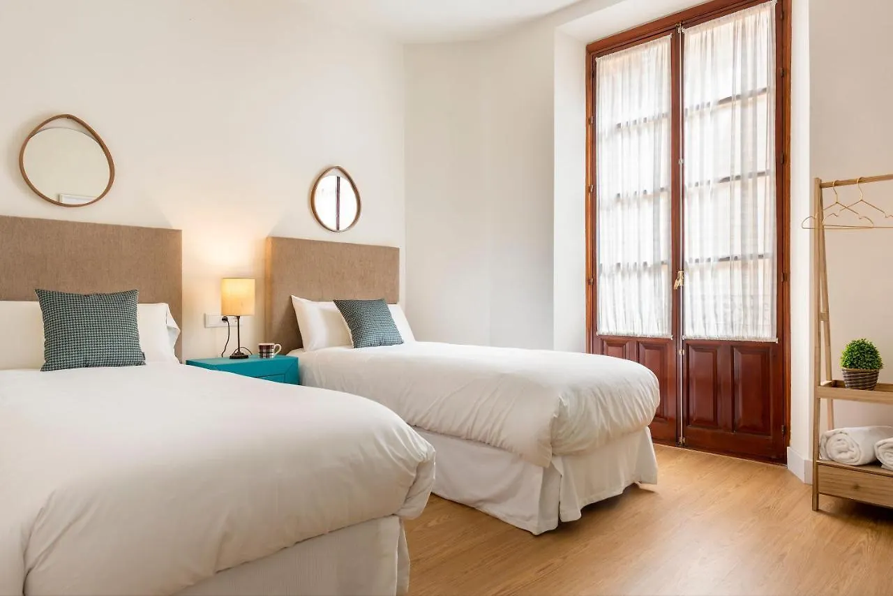 Alohamundi Arenal Apartment Seville