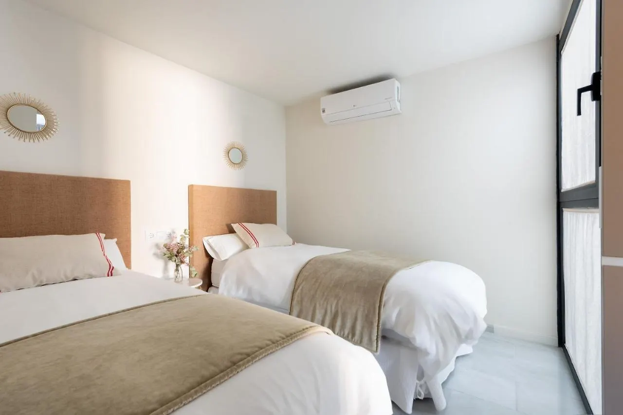 Apartament Alohamundi Arenal Sewilla Hiszpania
